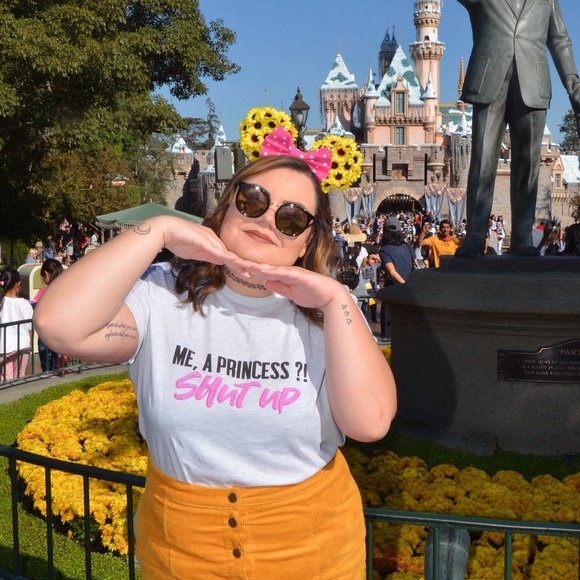 Meet your Posher, Abrielle - Picture 1 of 1